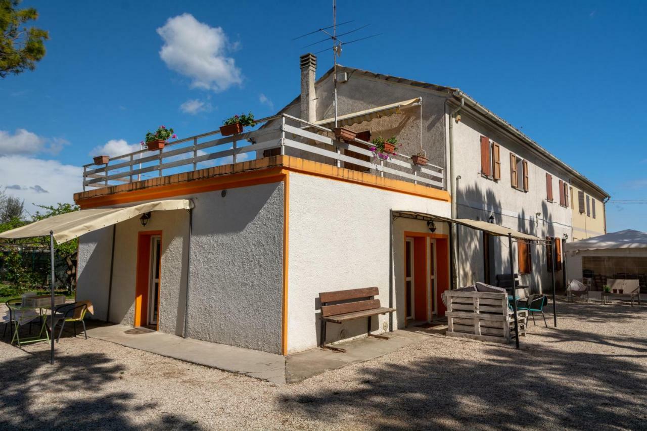 B&B Sotto Le Stelle Fano Luaran gambar